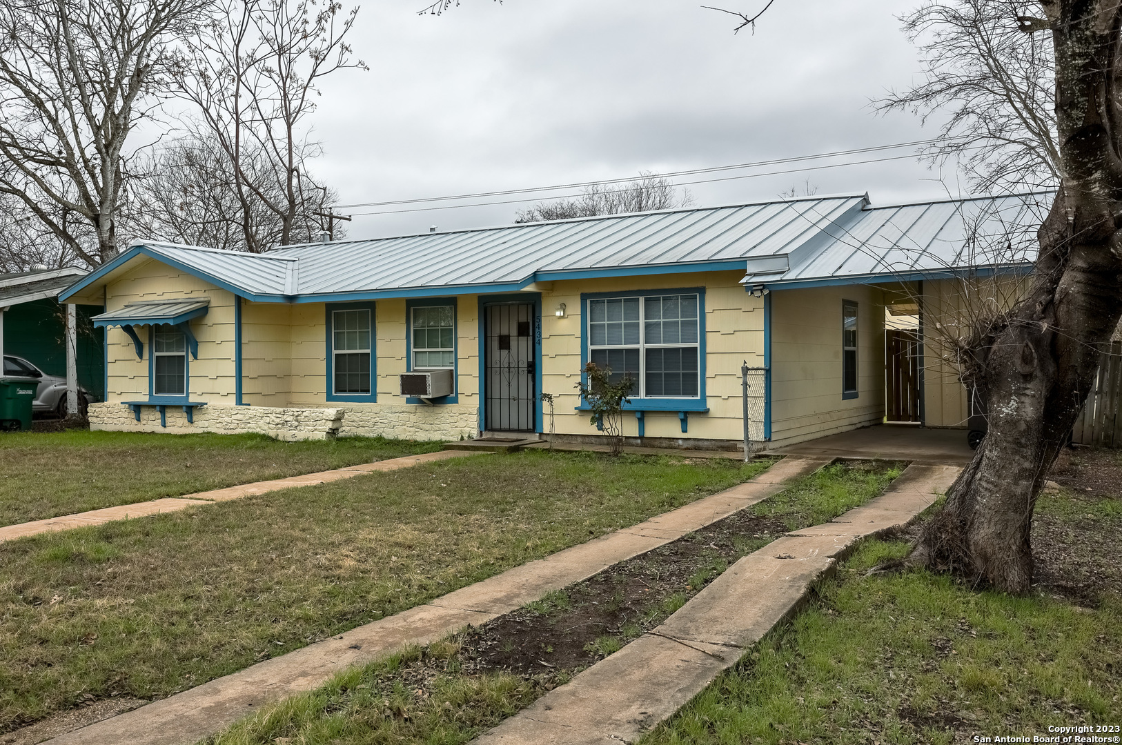 main property photo 1