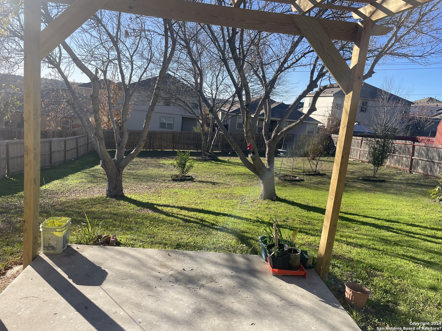 main property photo 15