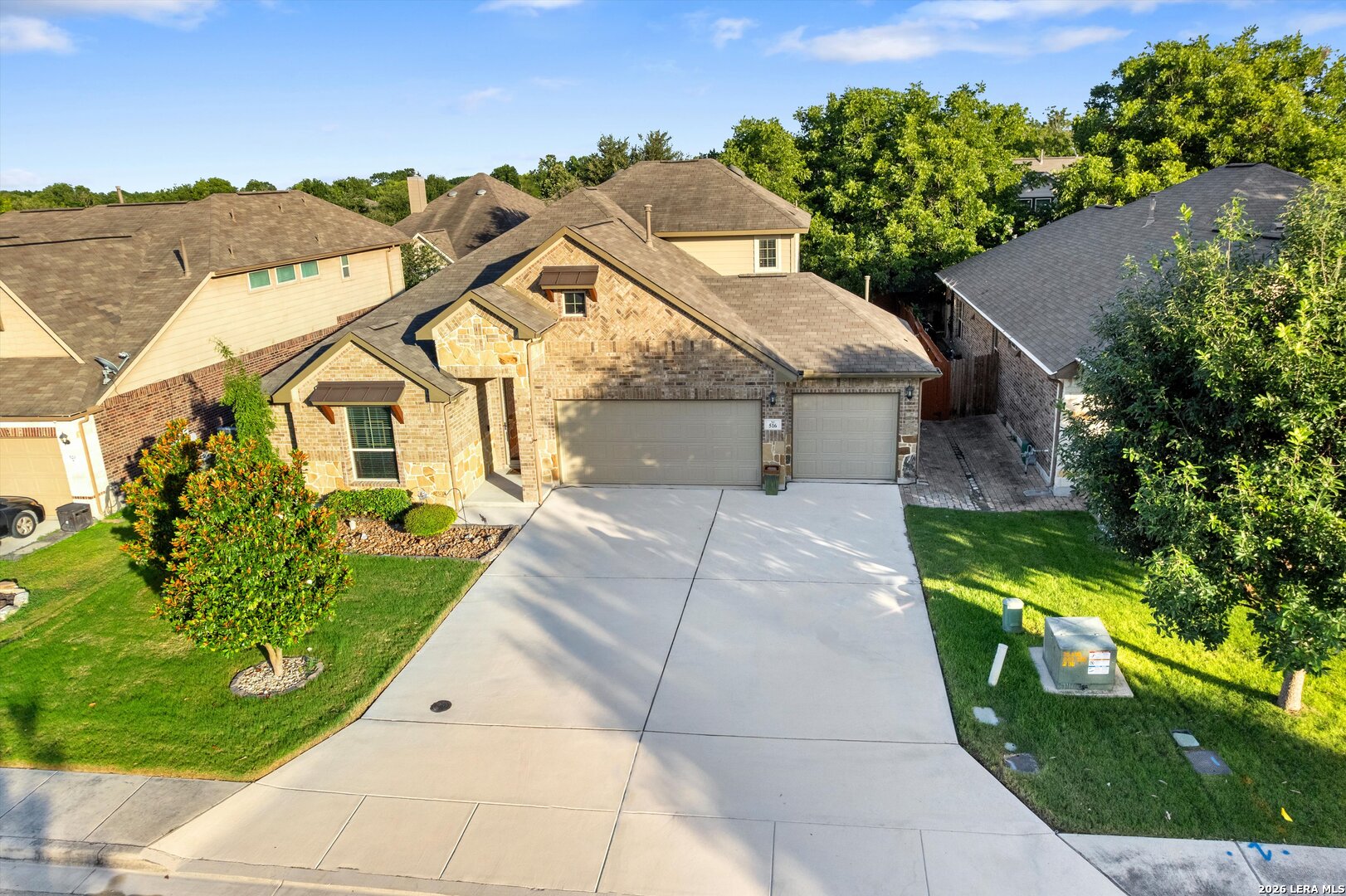 main property photo 4