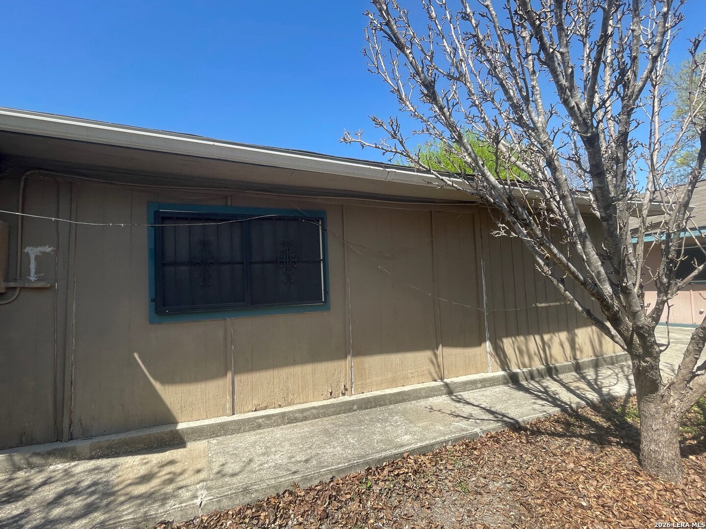 main property photo 21