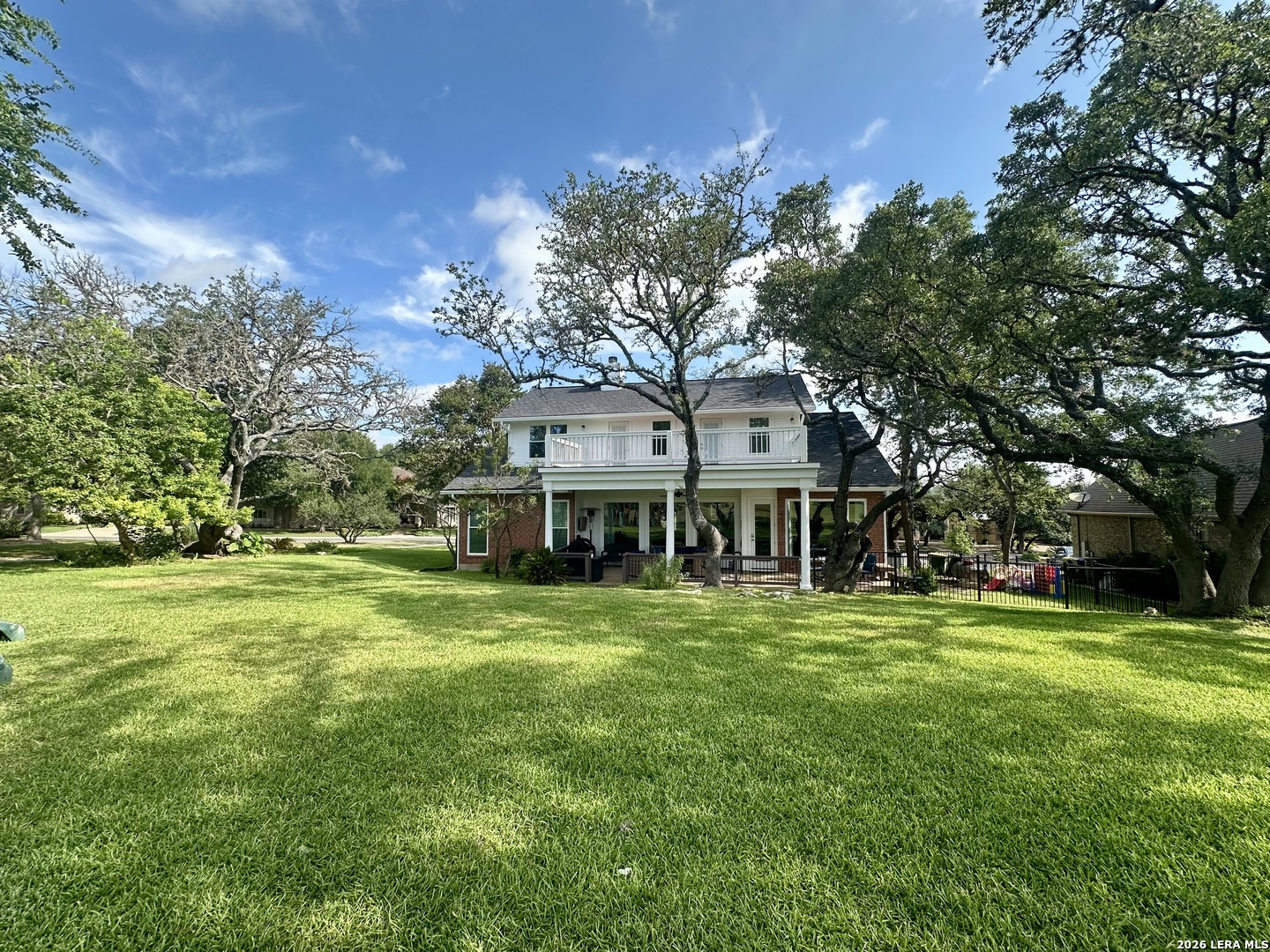 main property photo 34