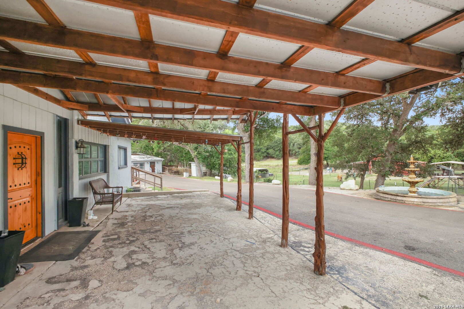 main property photo 7