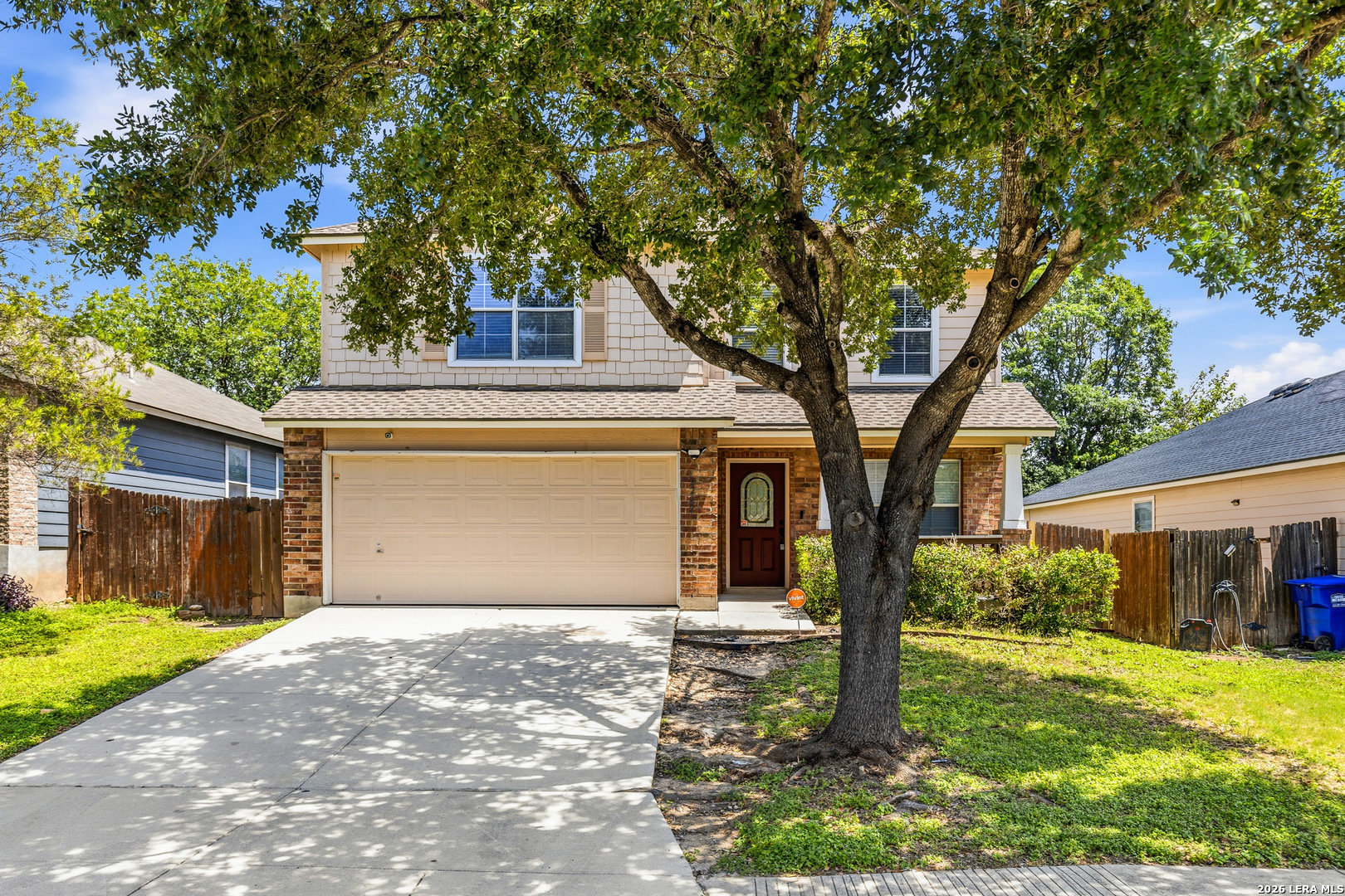 main property photo 9