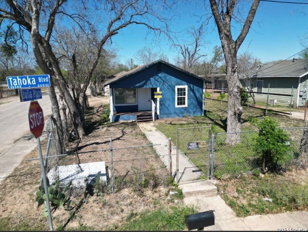 main property photo 3