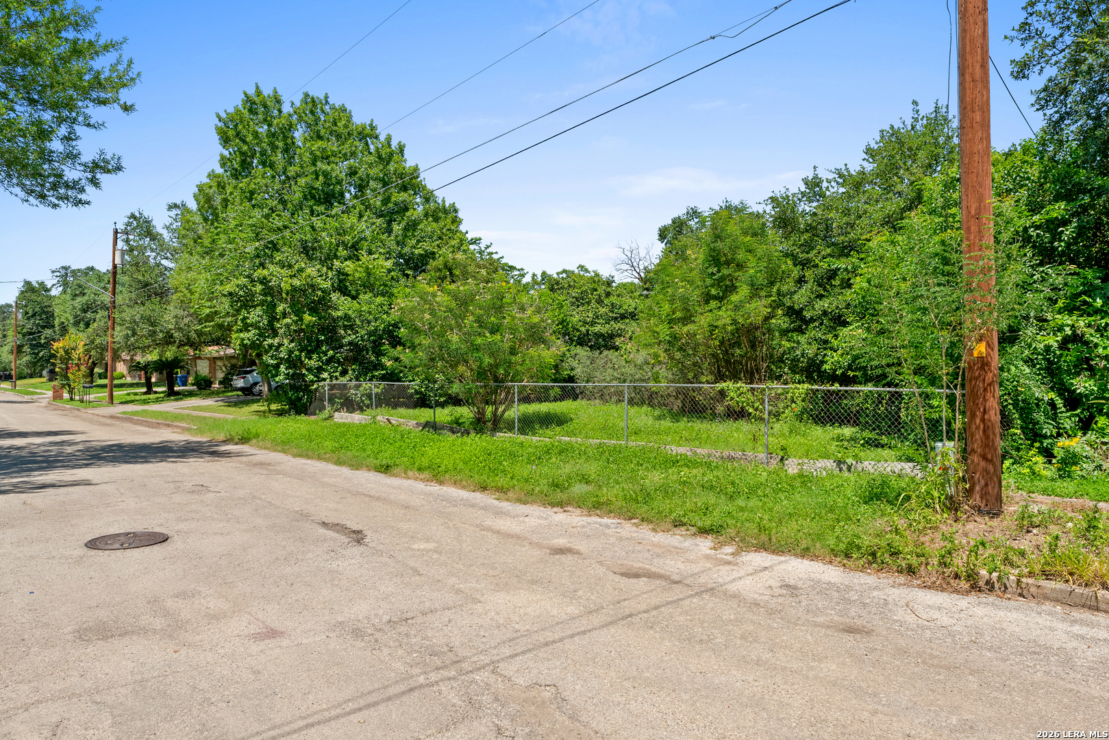 main property photo 20