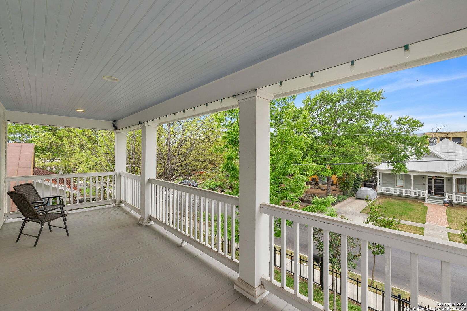 main property photo 42