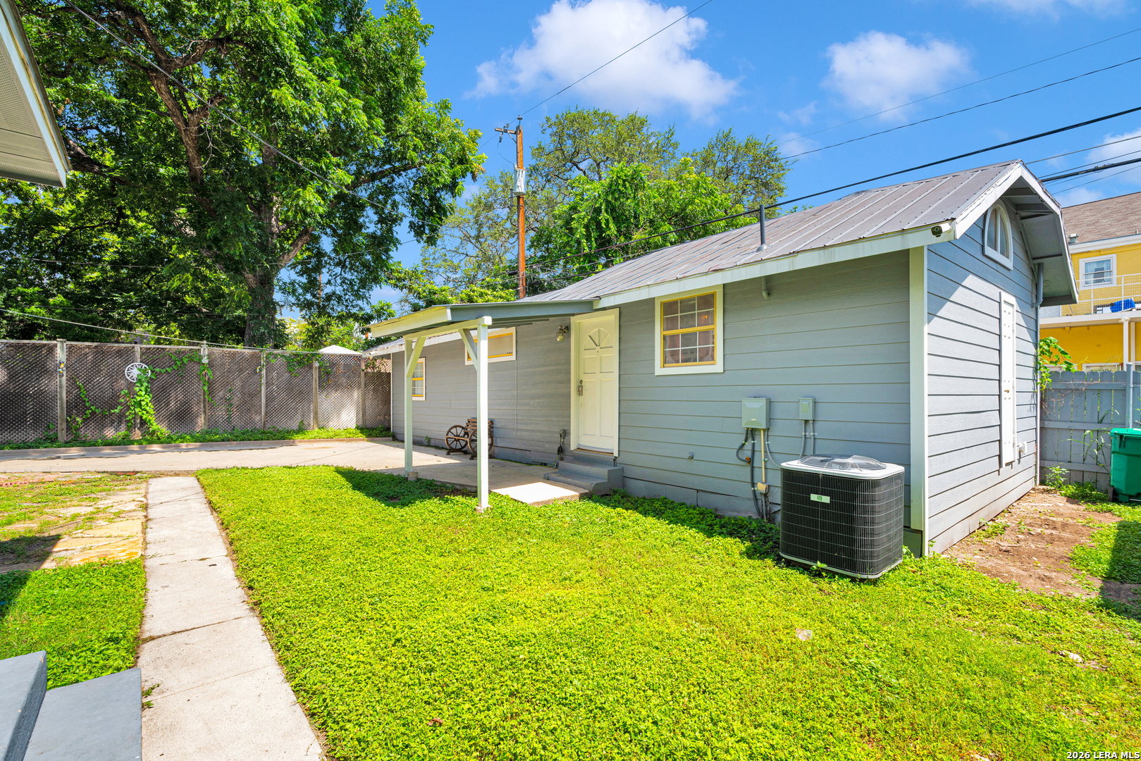main property photo 22