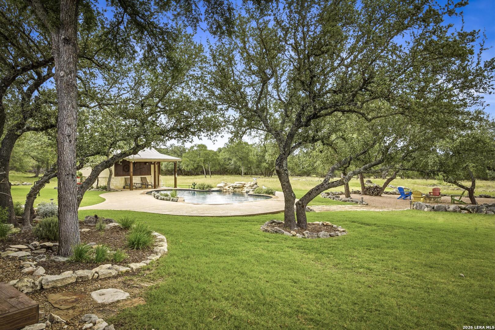 main property photo 50