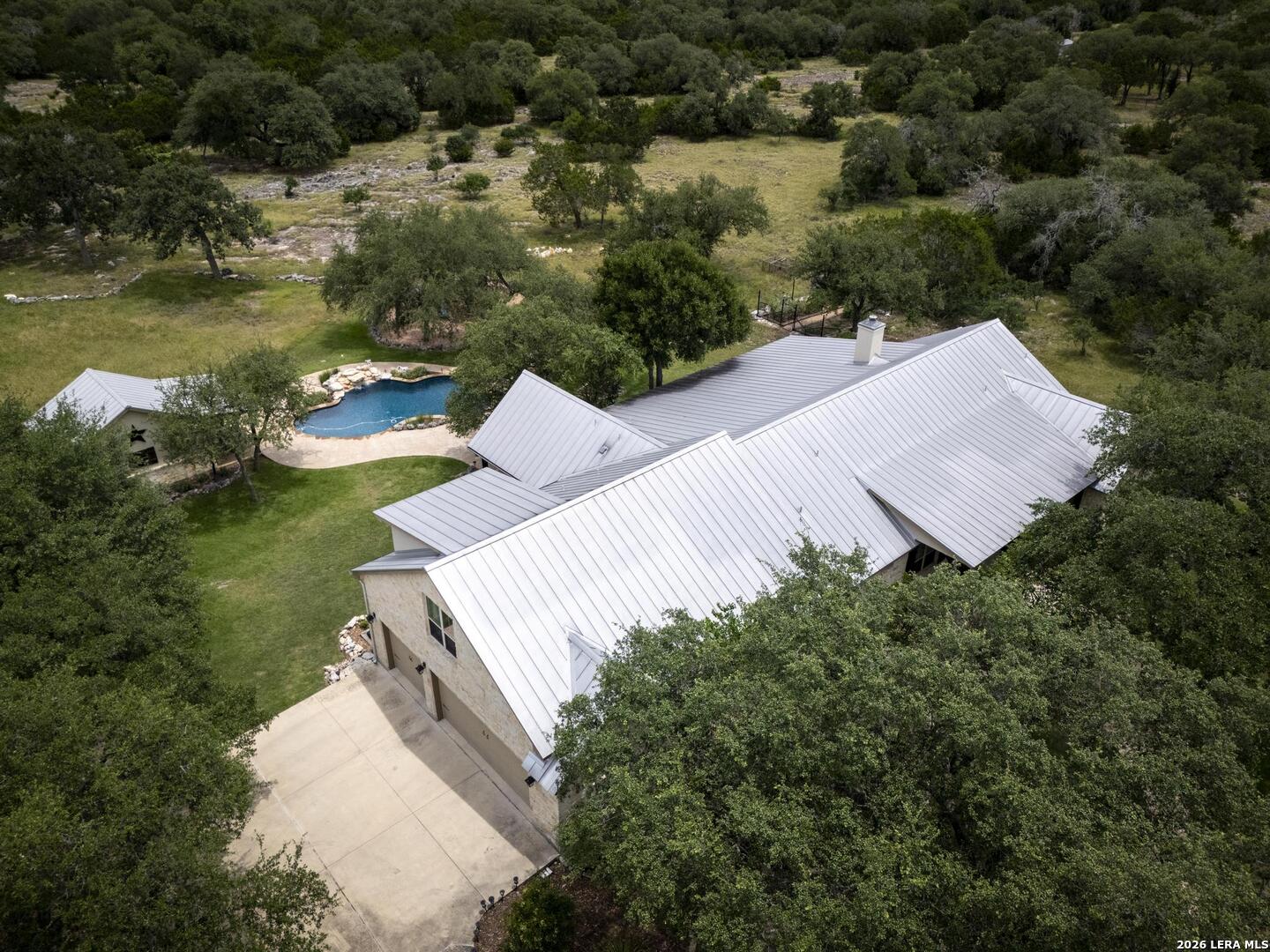 main property photo 75
