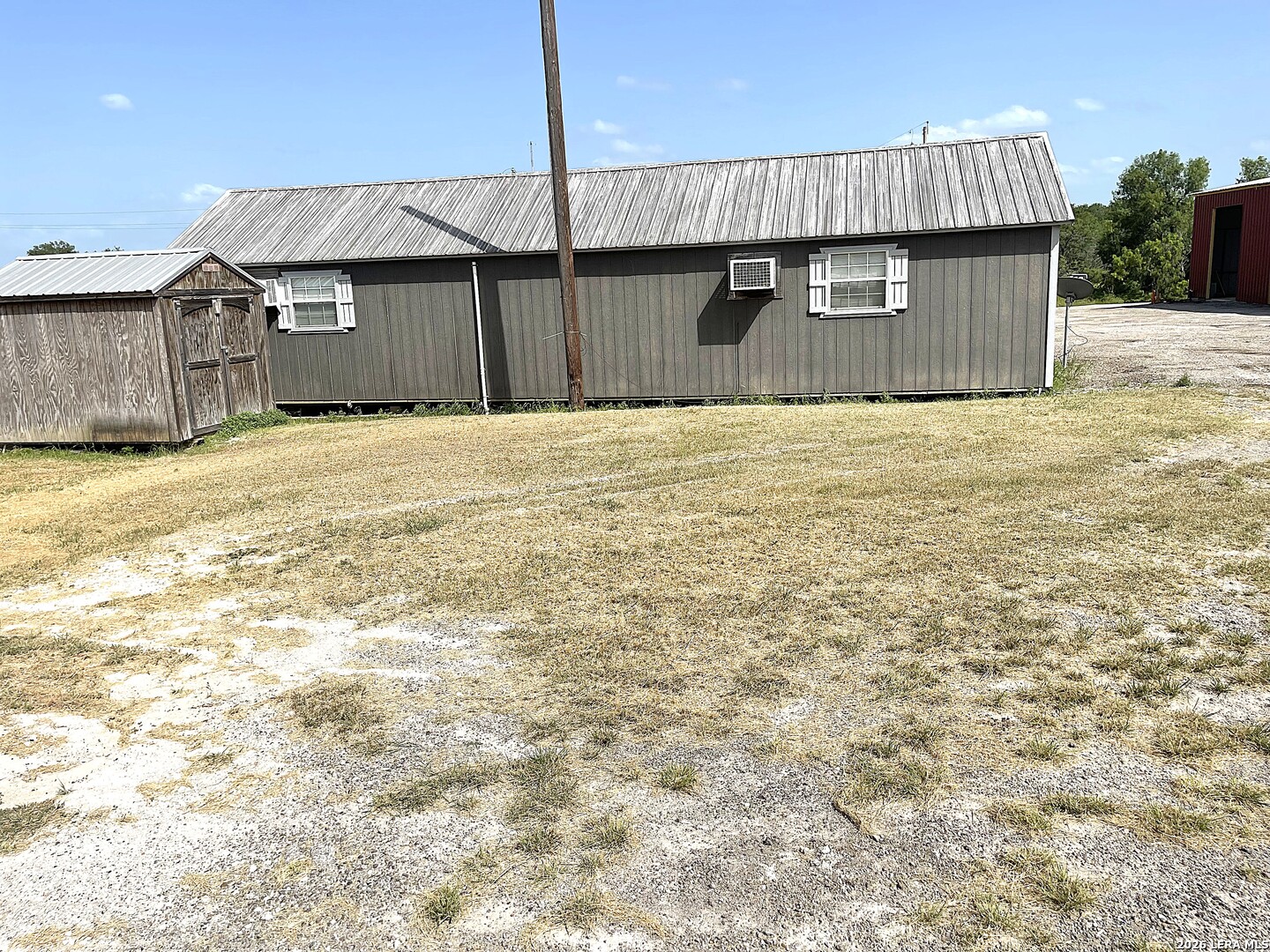 main property photo 19