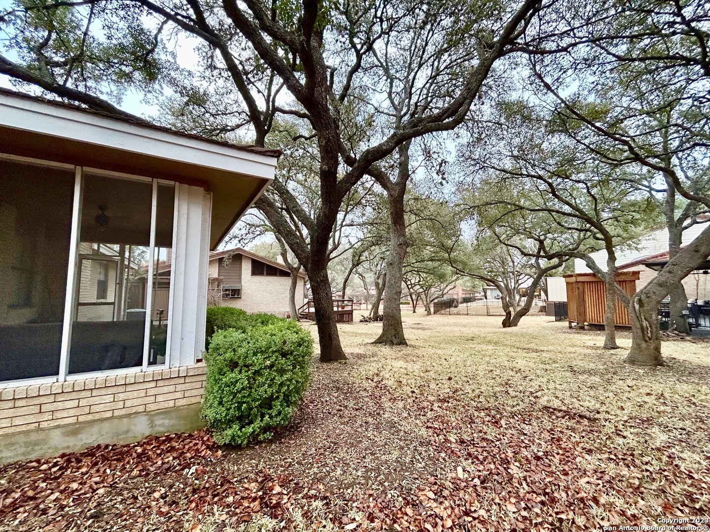 property viewer photo 16