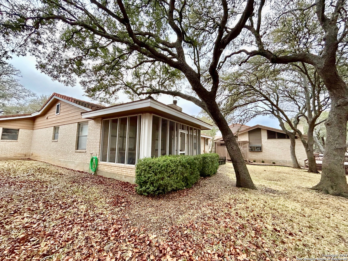 property viewer photo 17