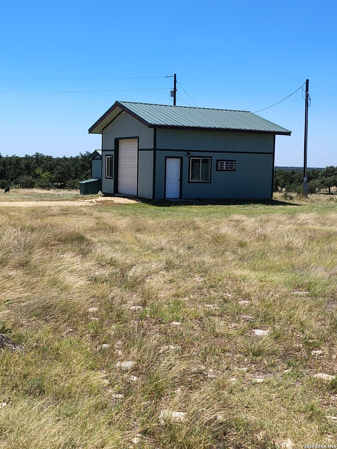 main property photo 30