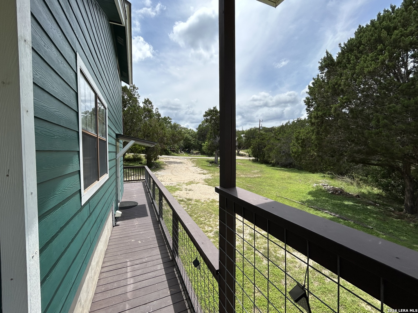main property photo 9