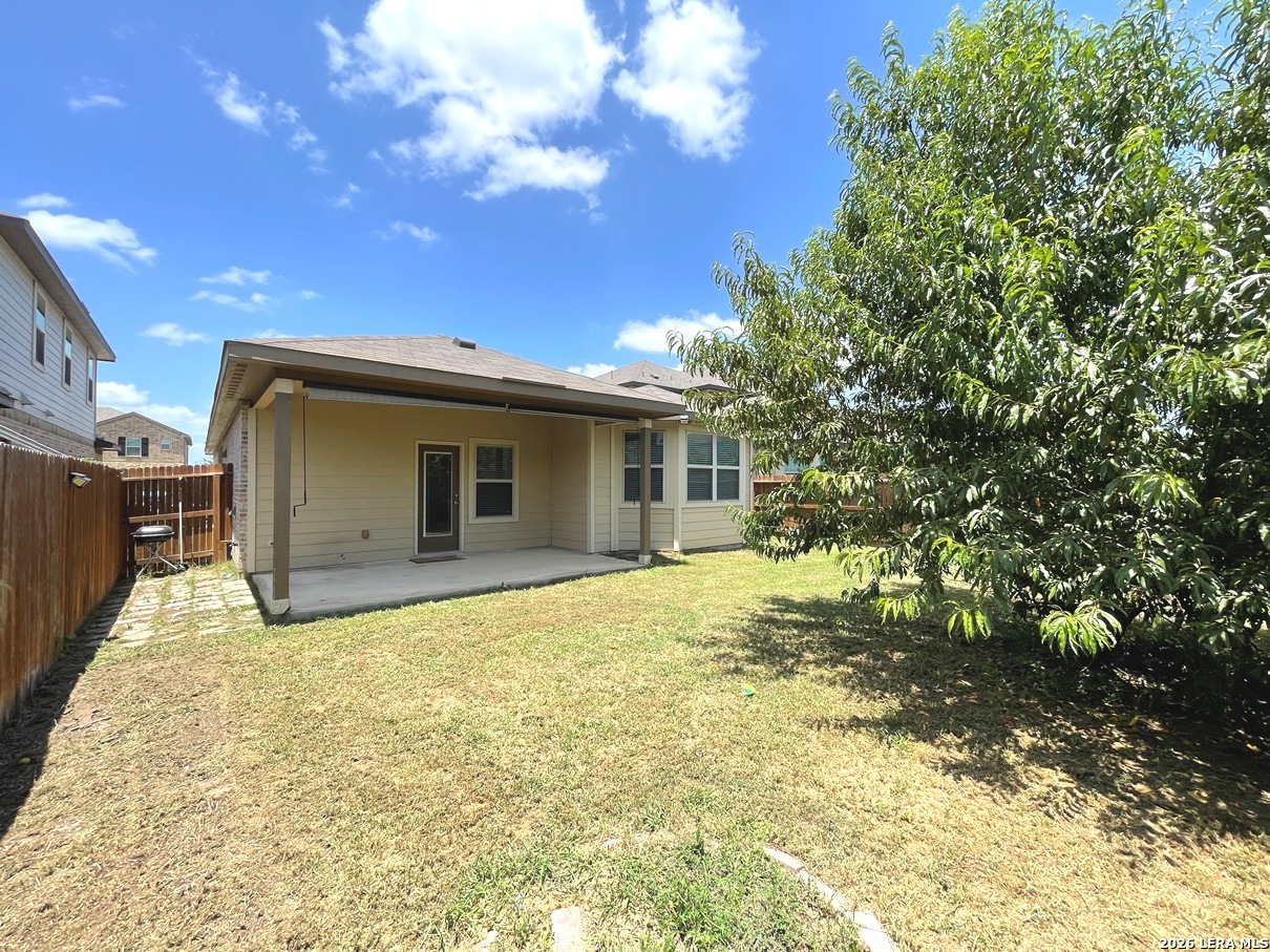 main property photo 31