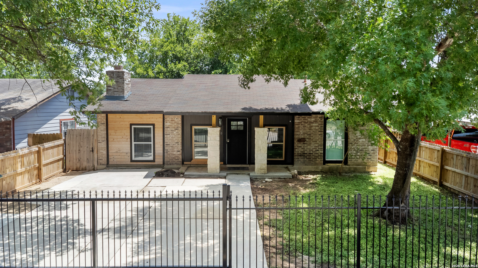 main property photo 43