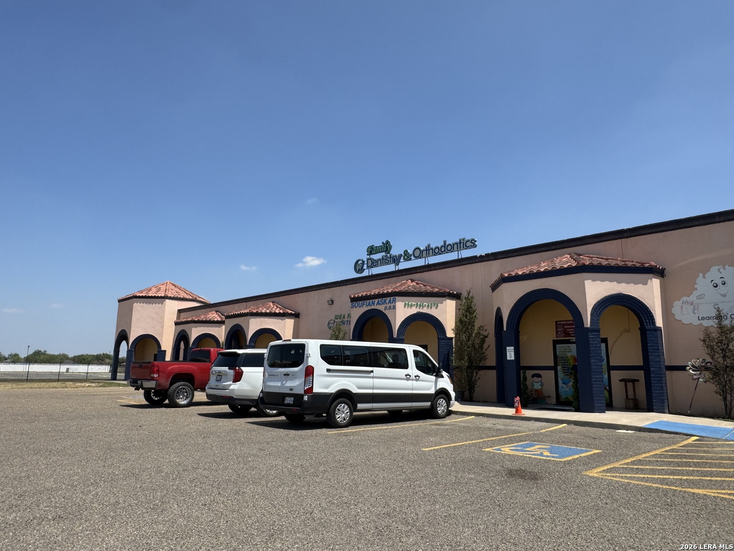 main property photo 8