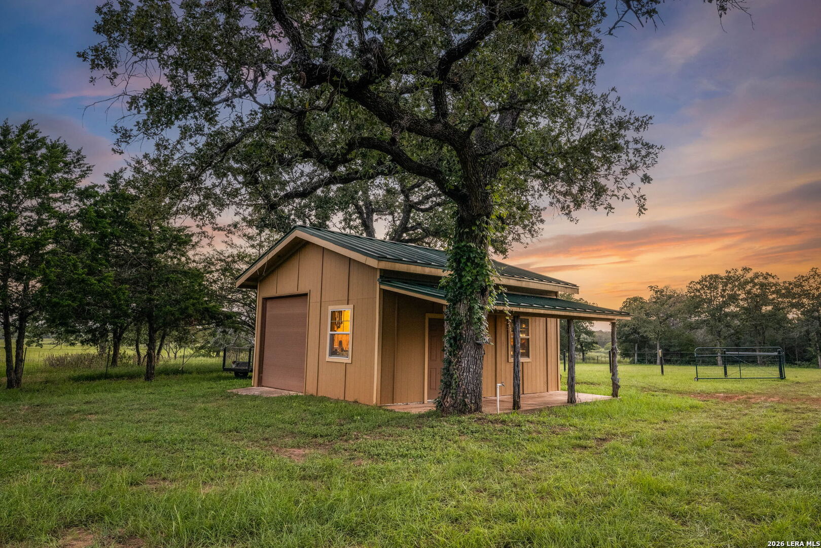 main property photo 5