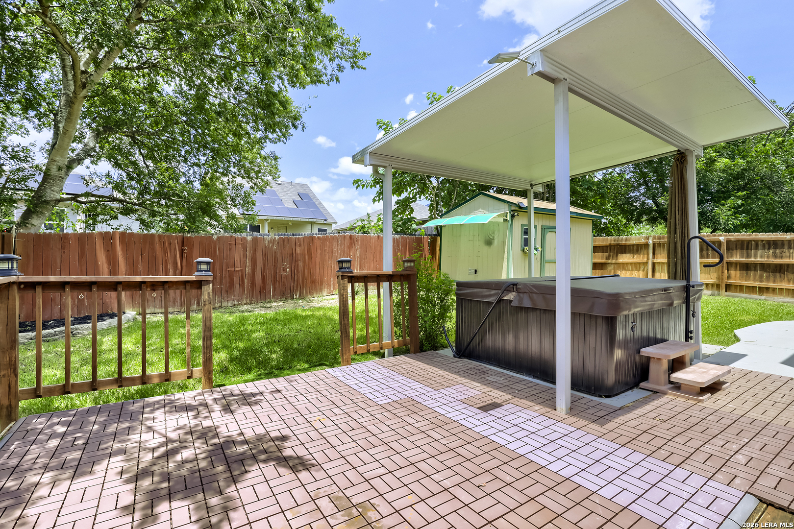 main property photo 23