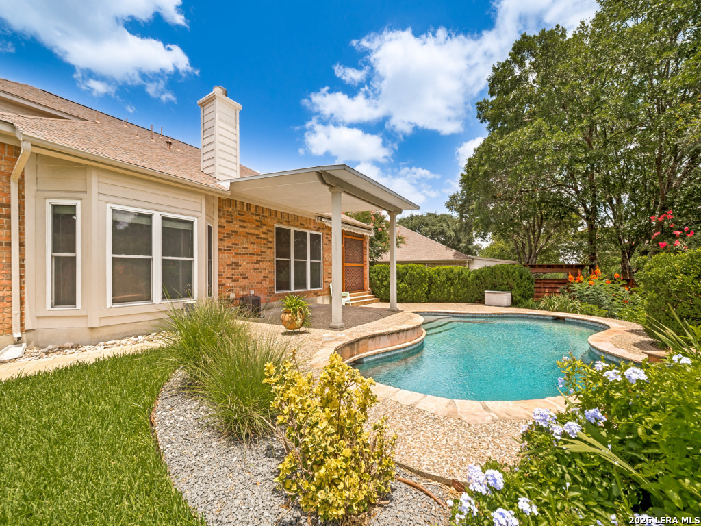 main property photo 27