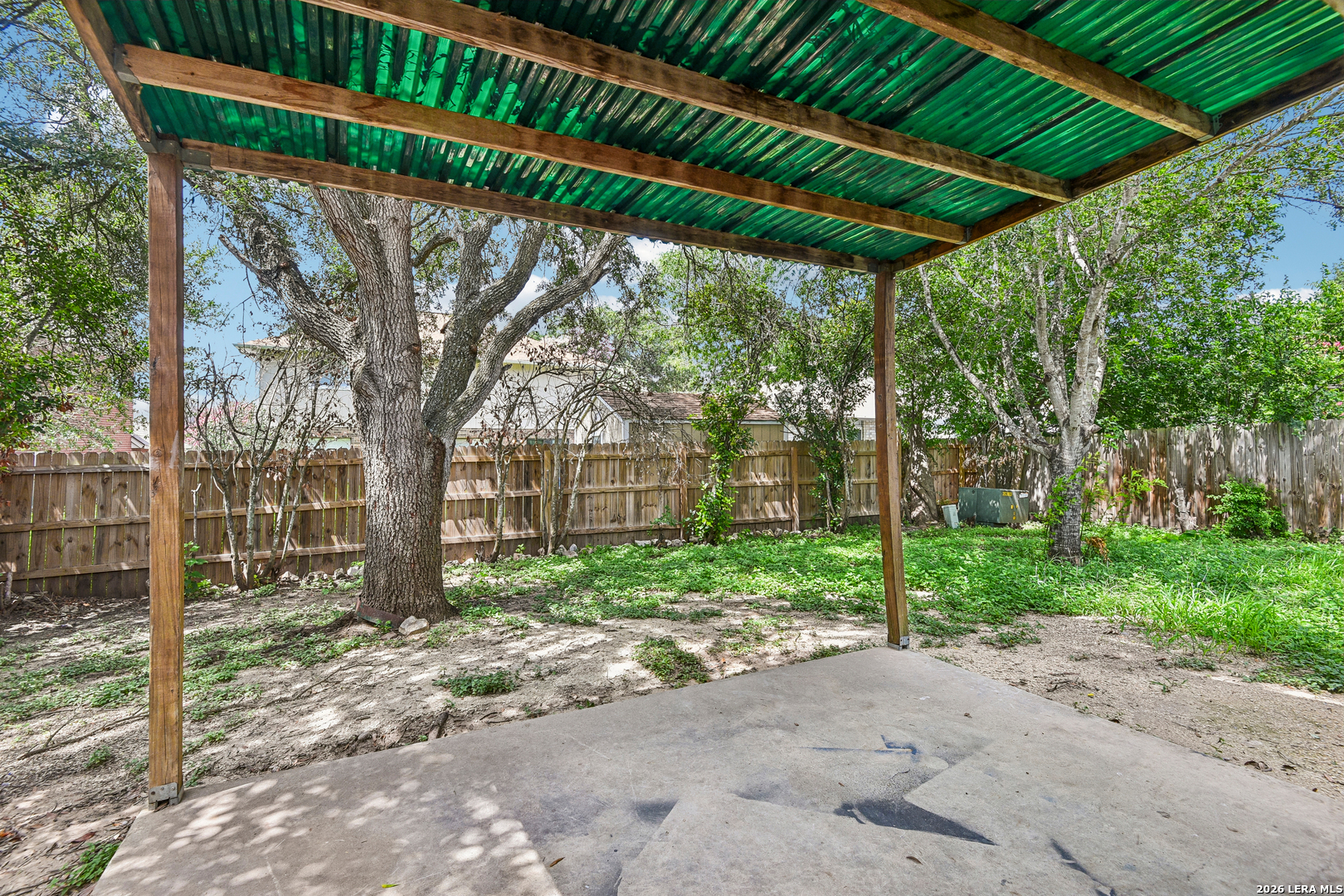 main property photo 23