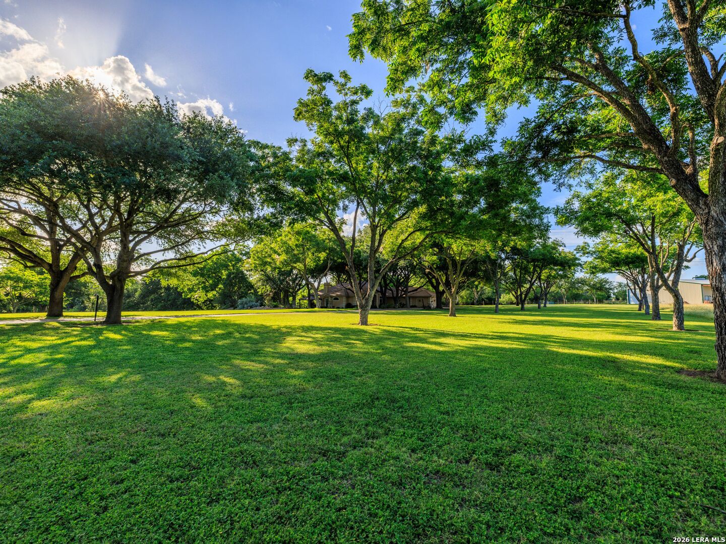 main property photo 12