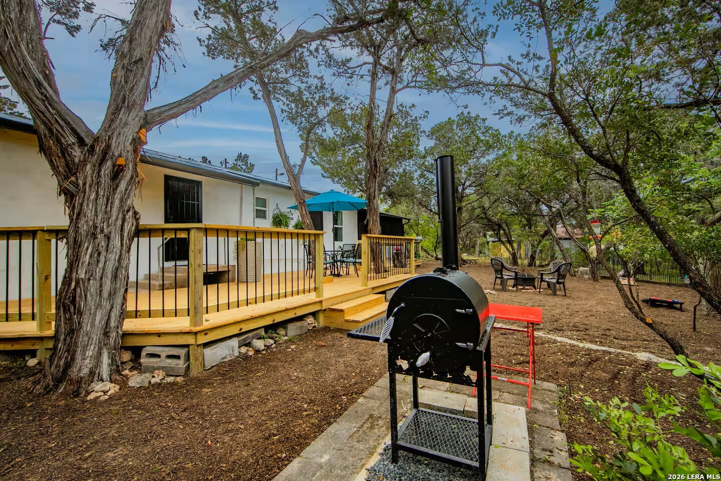main property photo 18