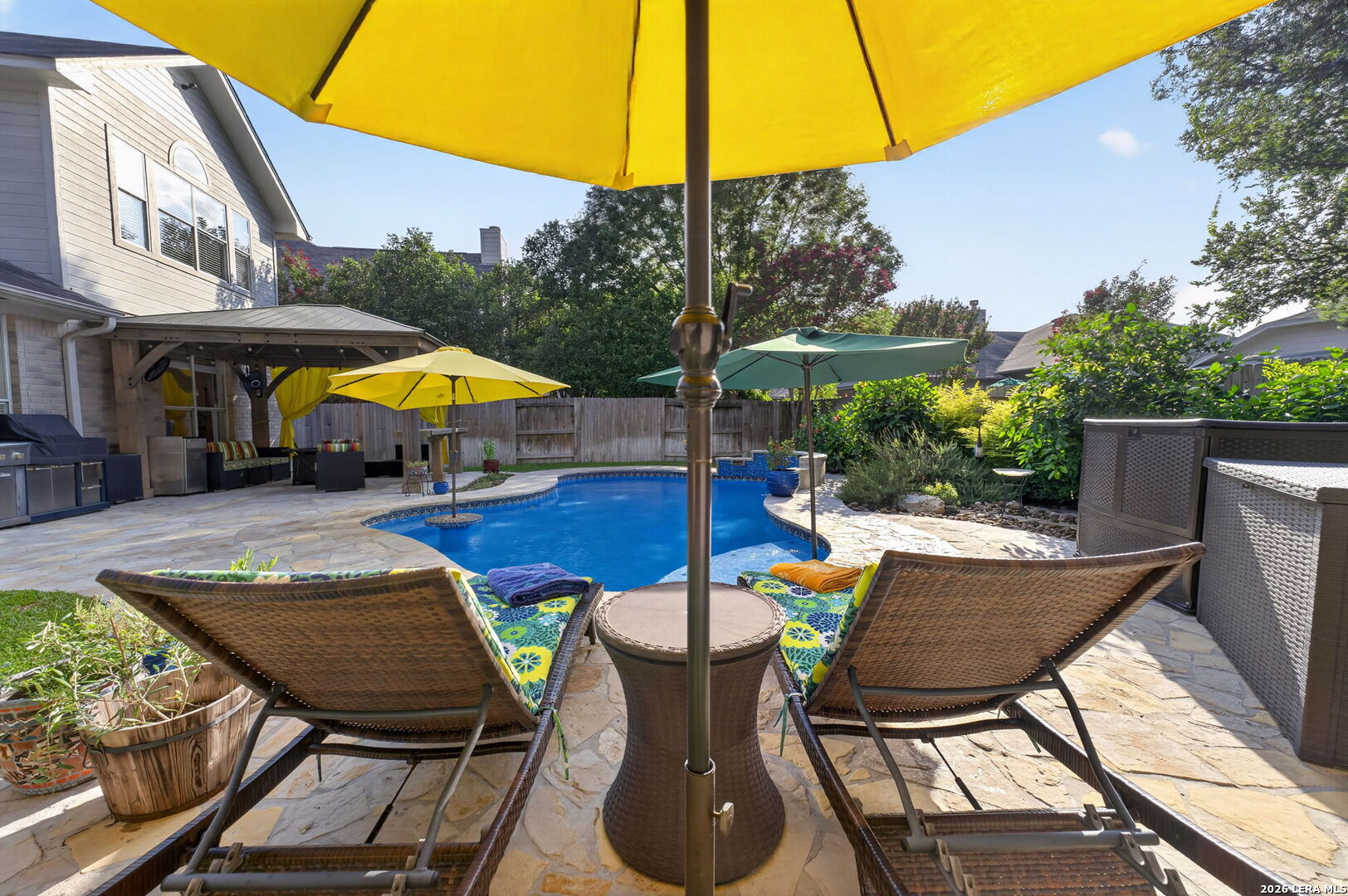 main property photo 79