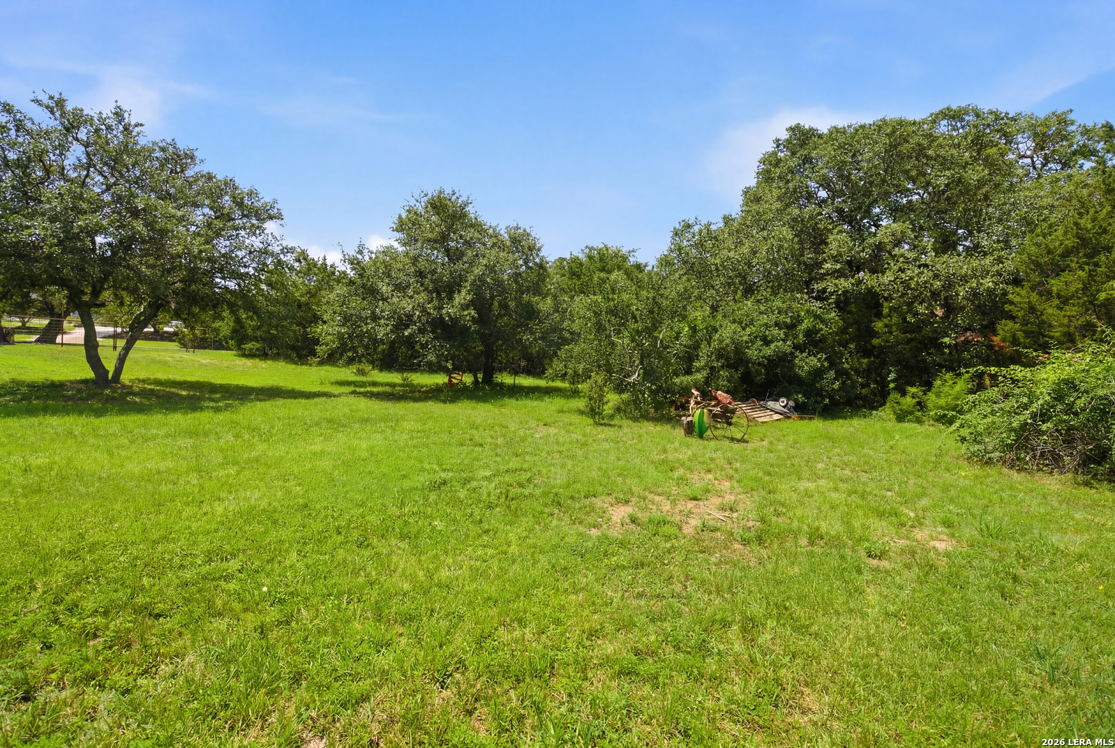 main property photo 40