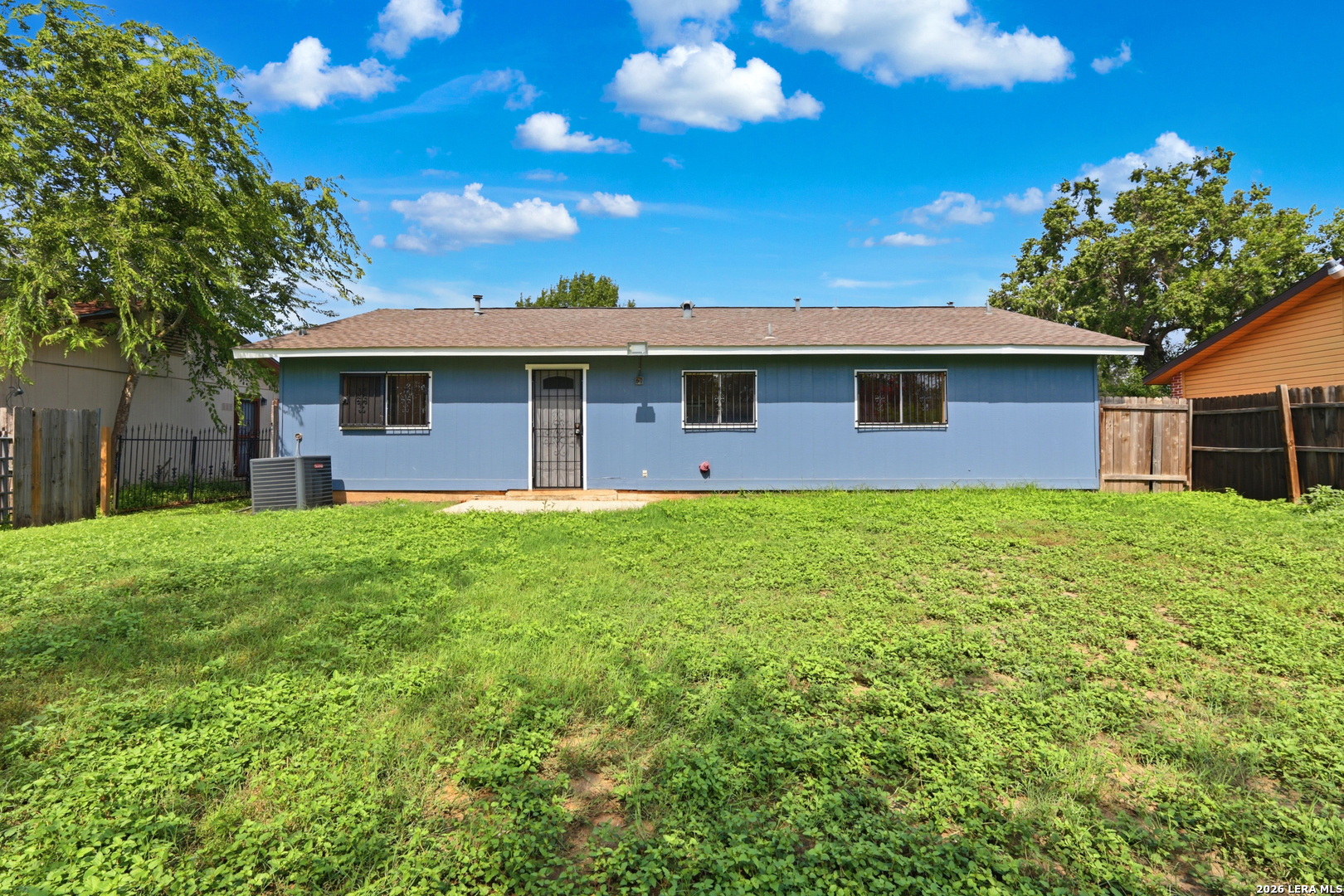 main property photo 14