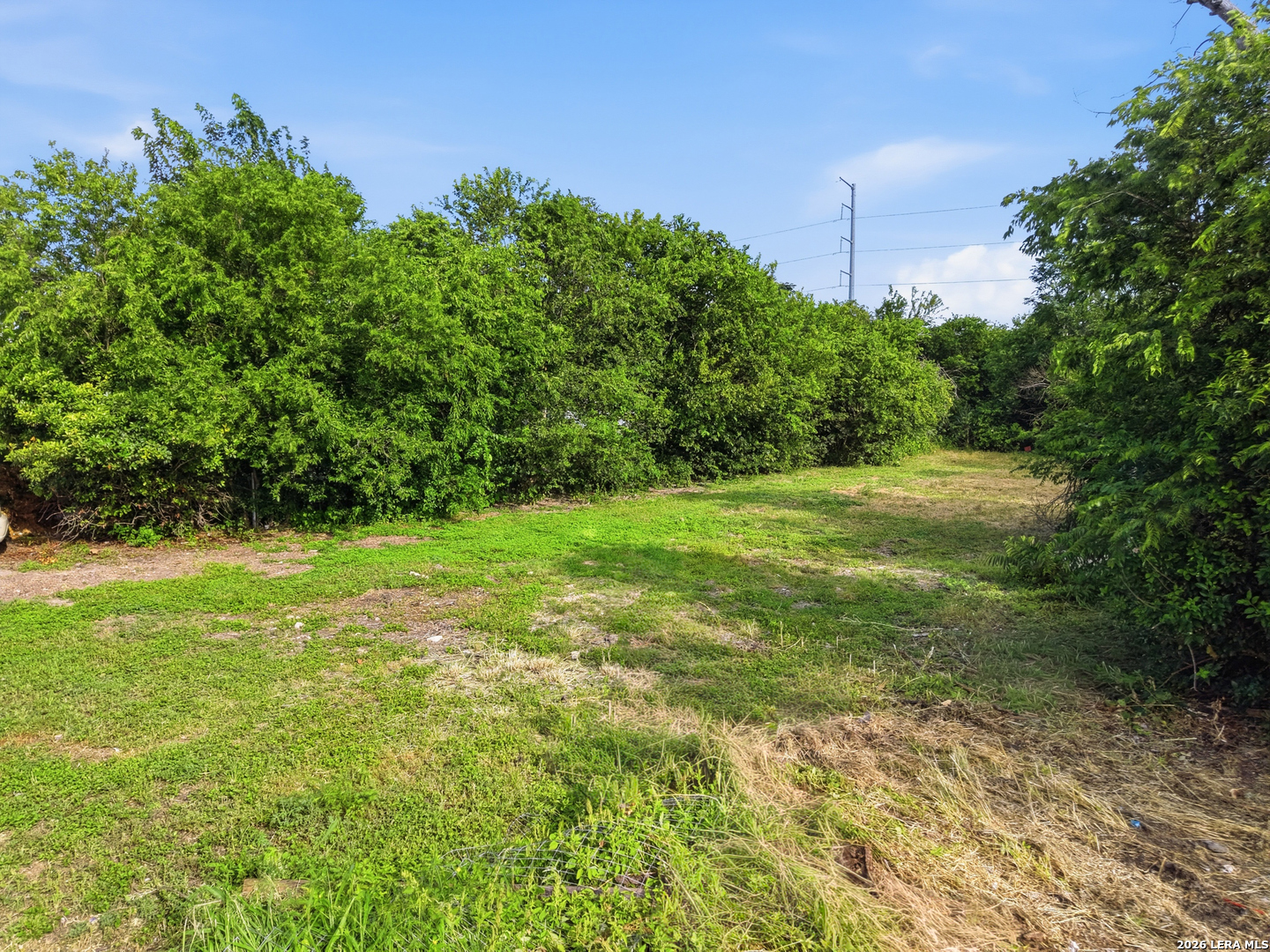 main property photo 6