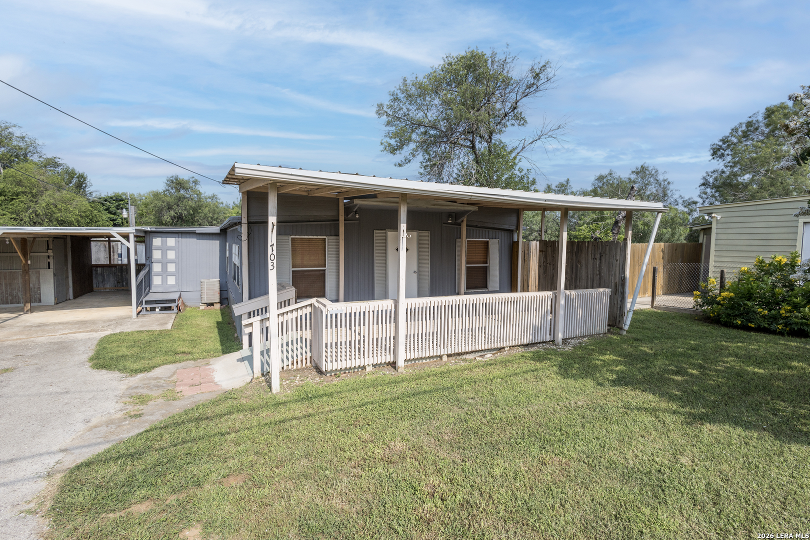 main property photo 30