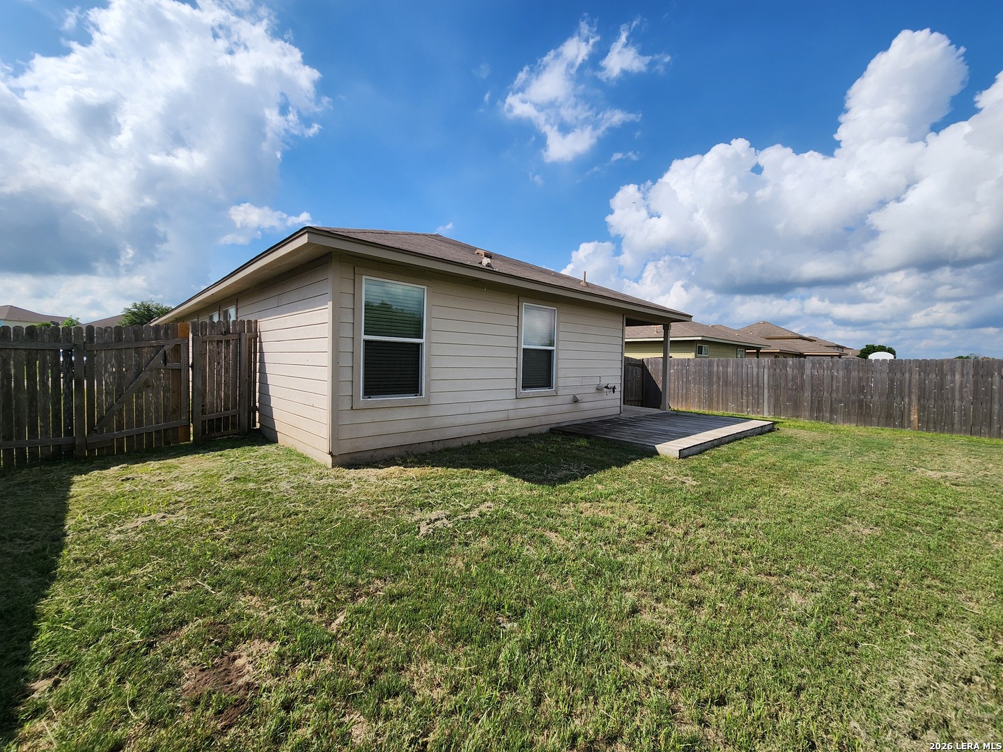 main property photo 19