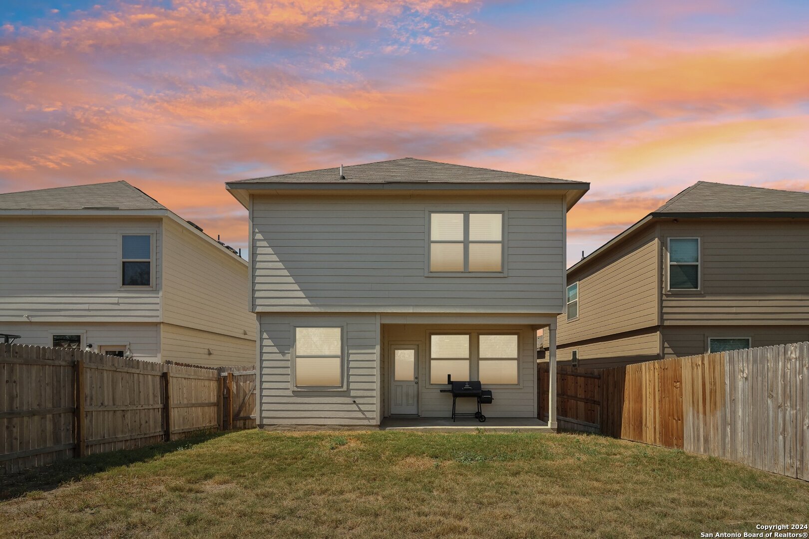 main property photo 33