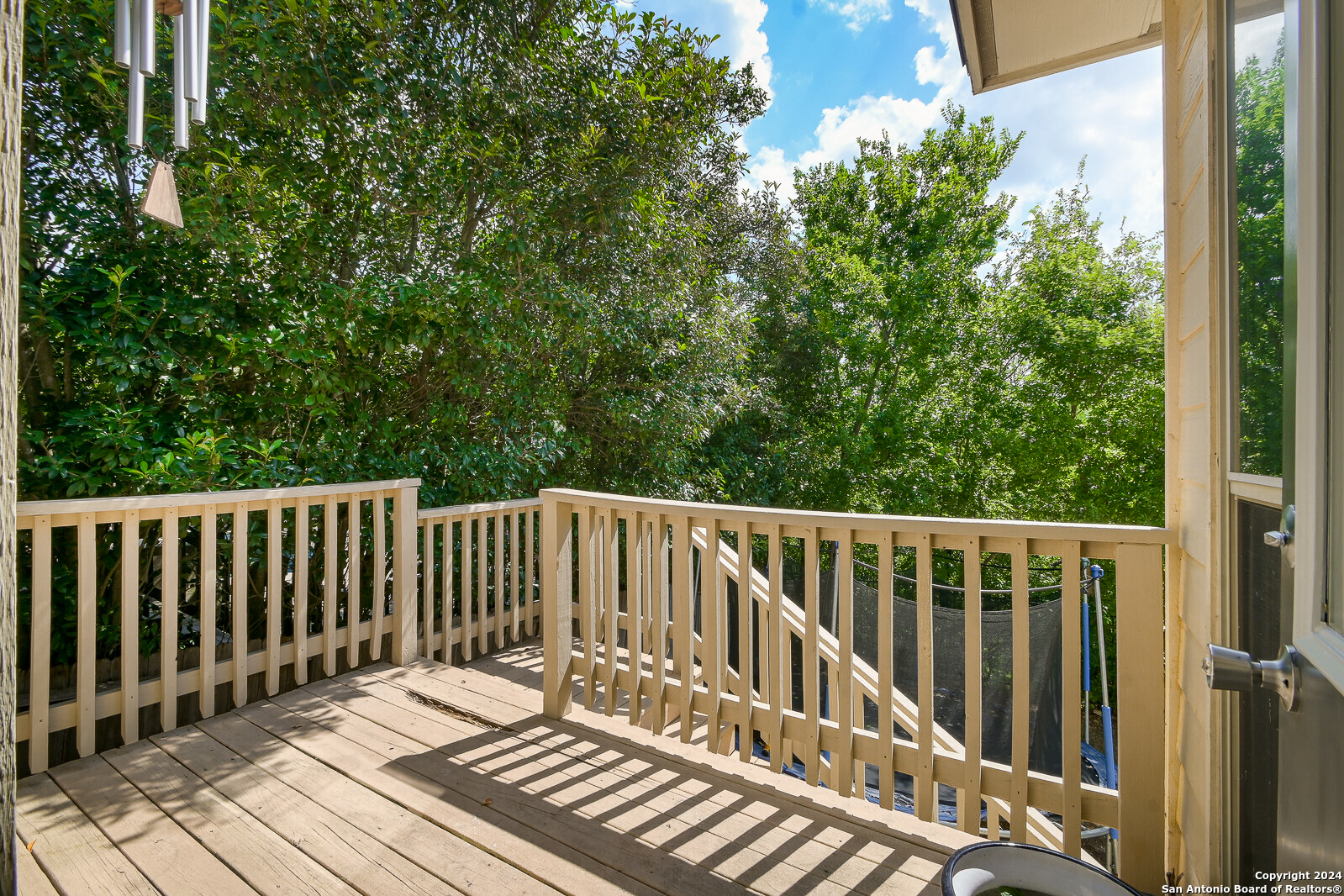 main property photo 27