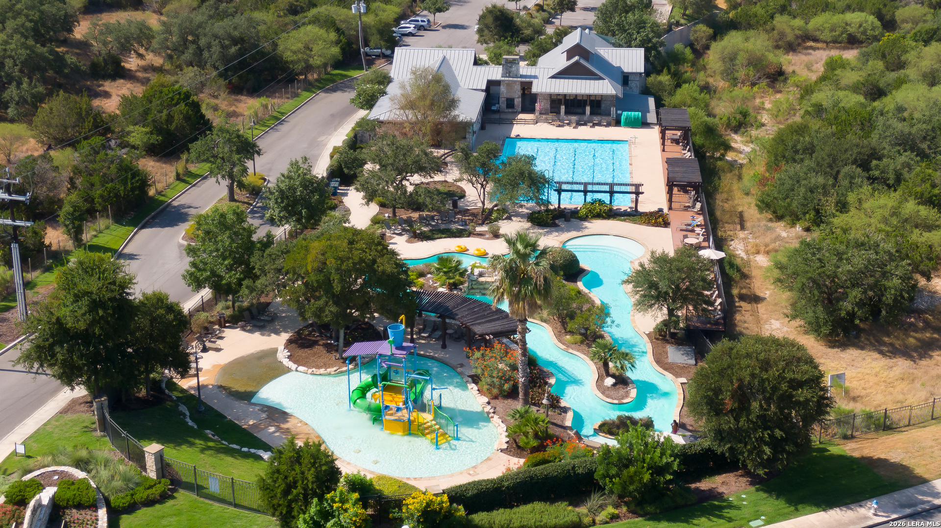 main property photo 24