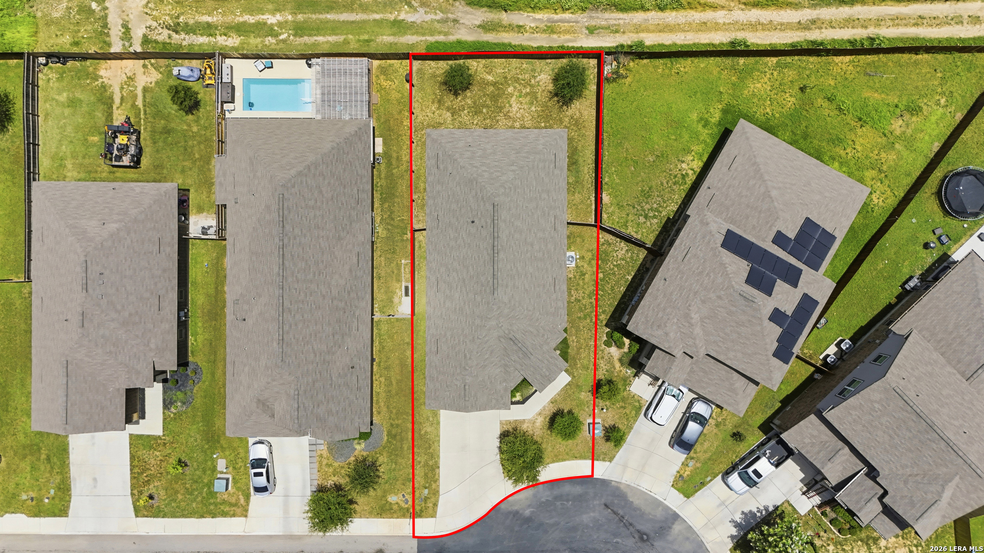 main property photo 29