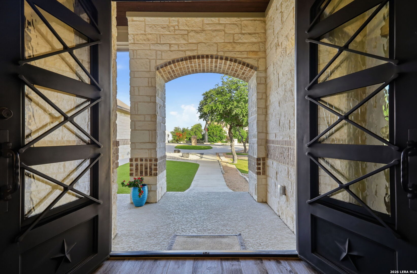 main property photo 35