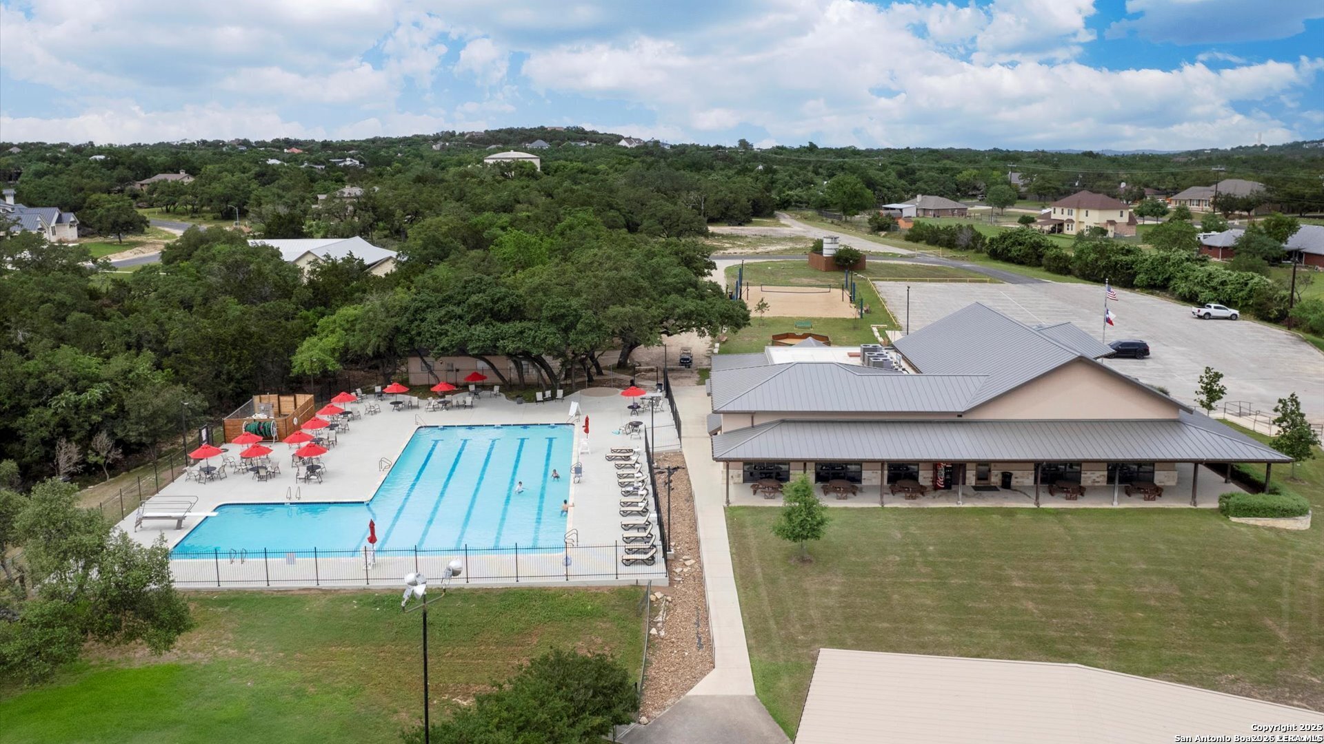 main property photo 47