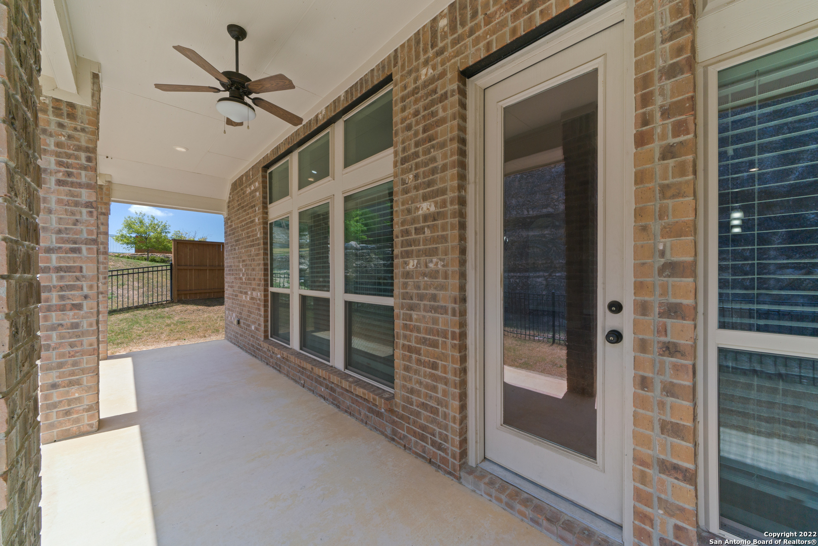 main property photo 30