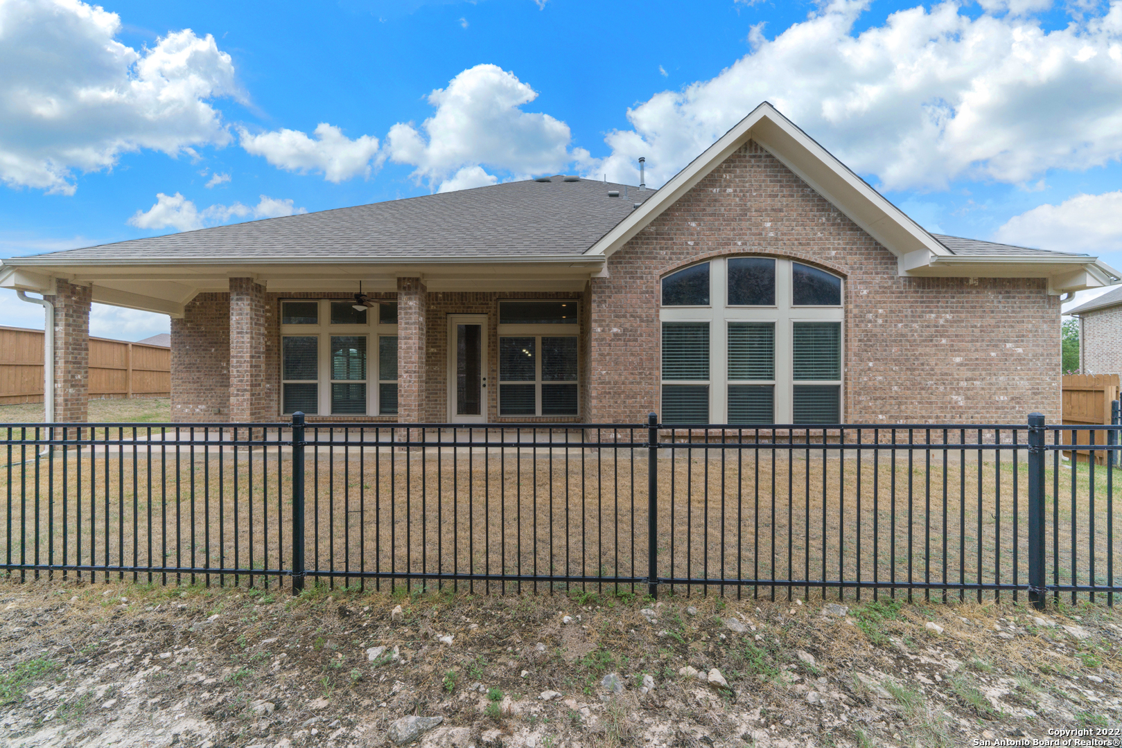 main property photo 33