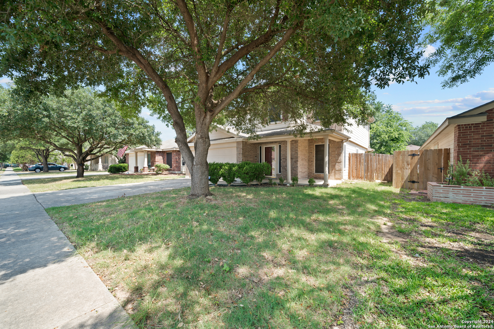 main property photo 1