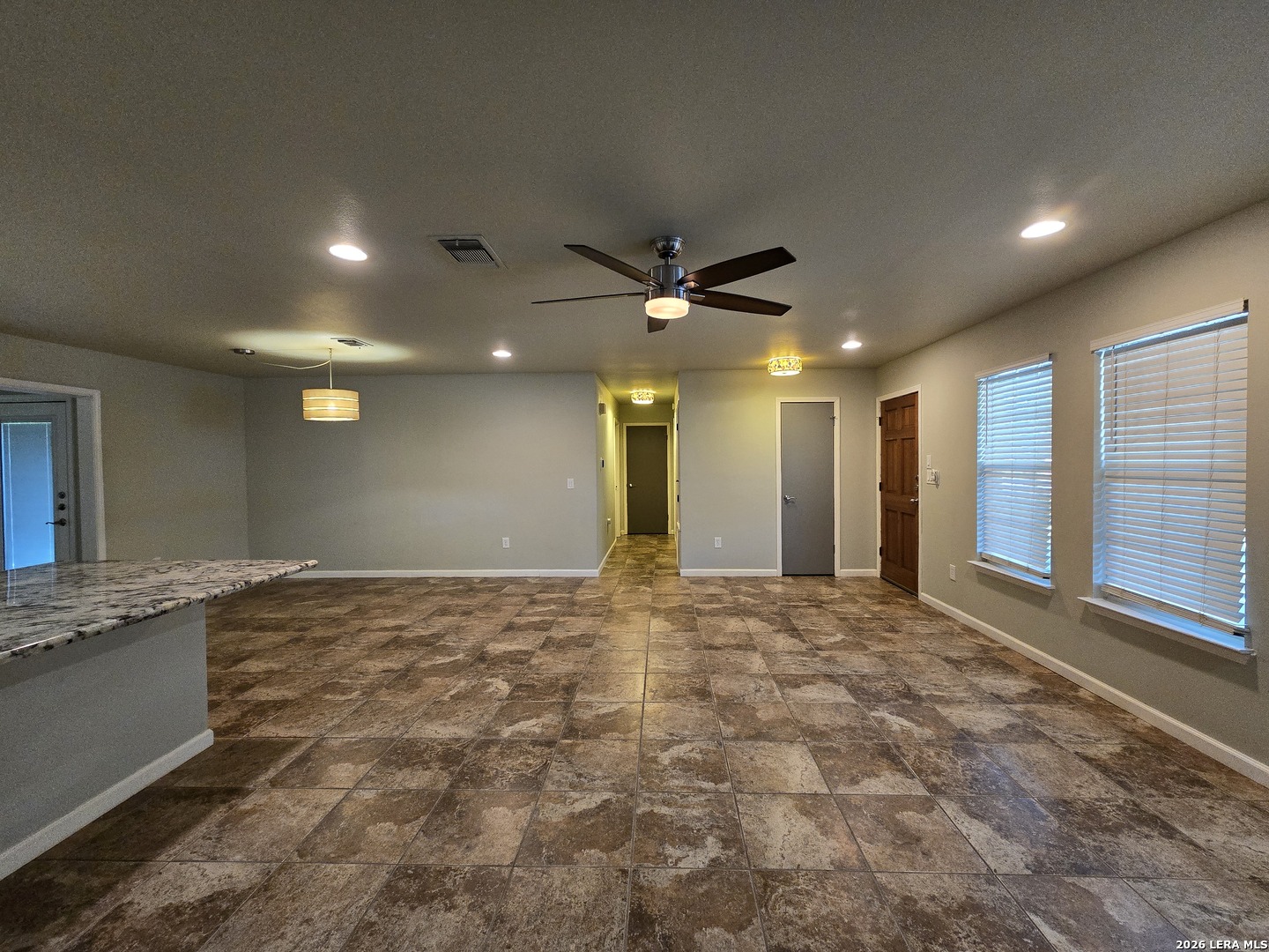 property viewer photo 11