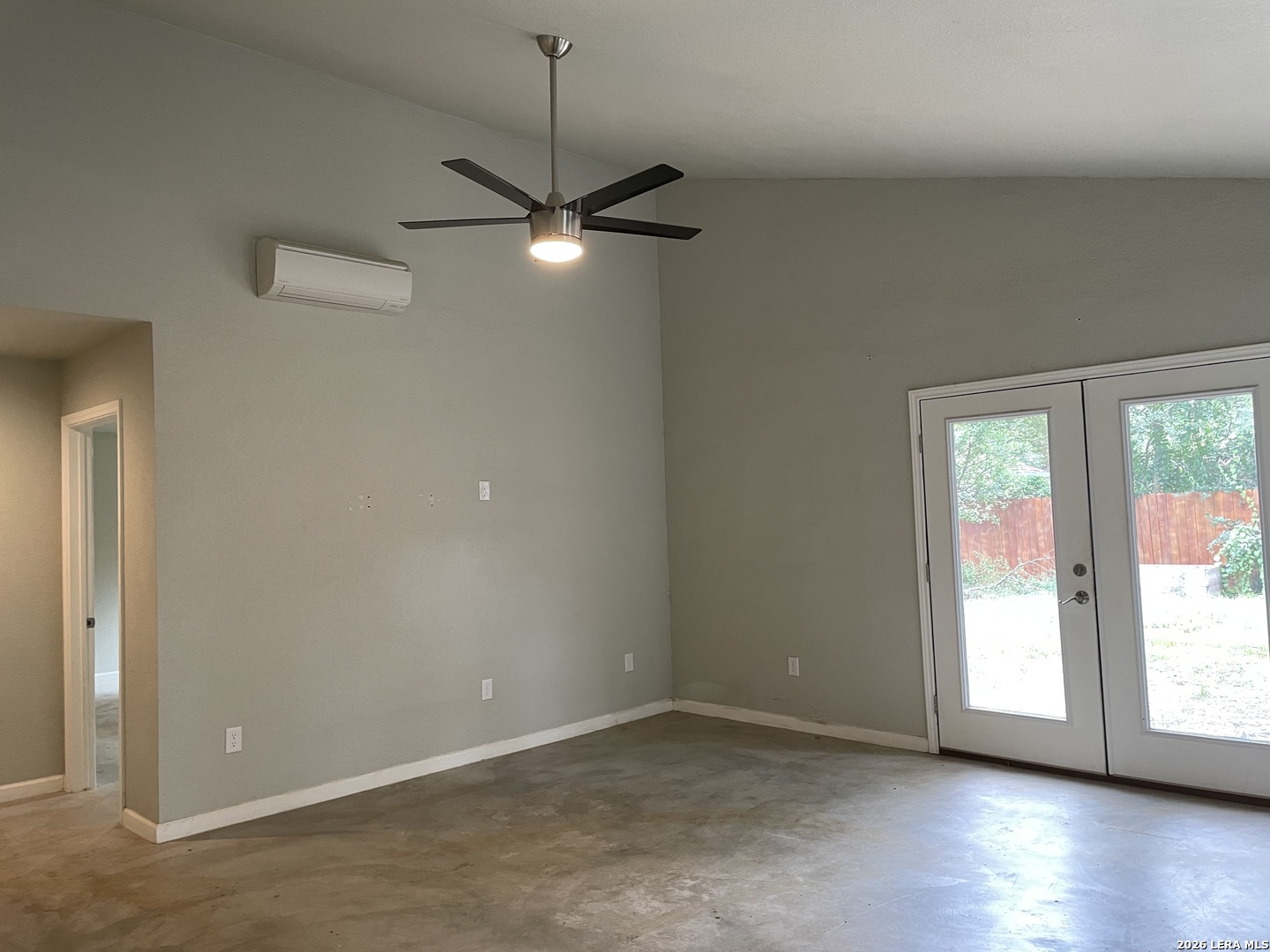 property viewer photo 14