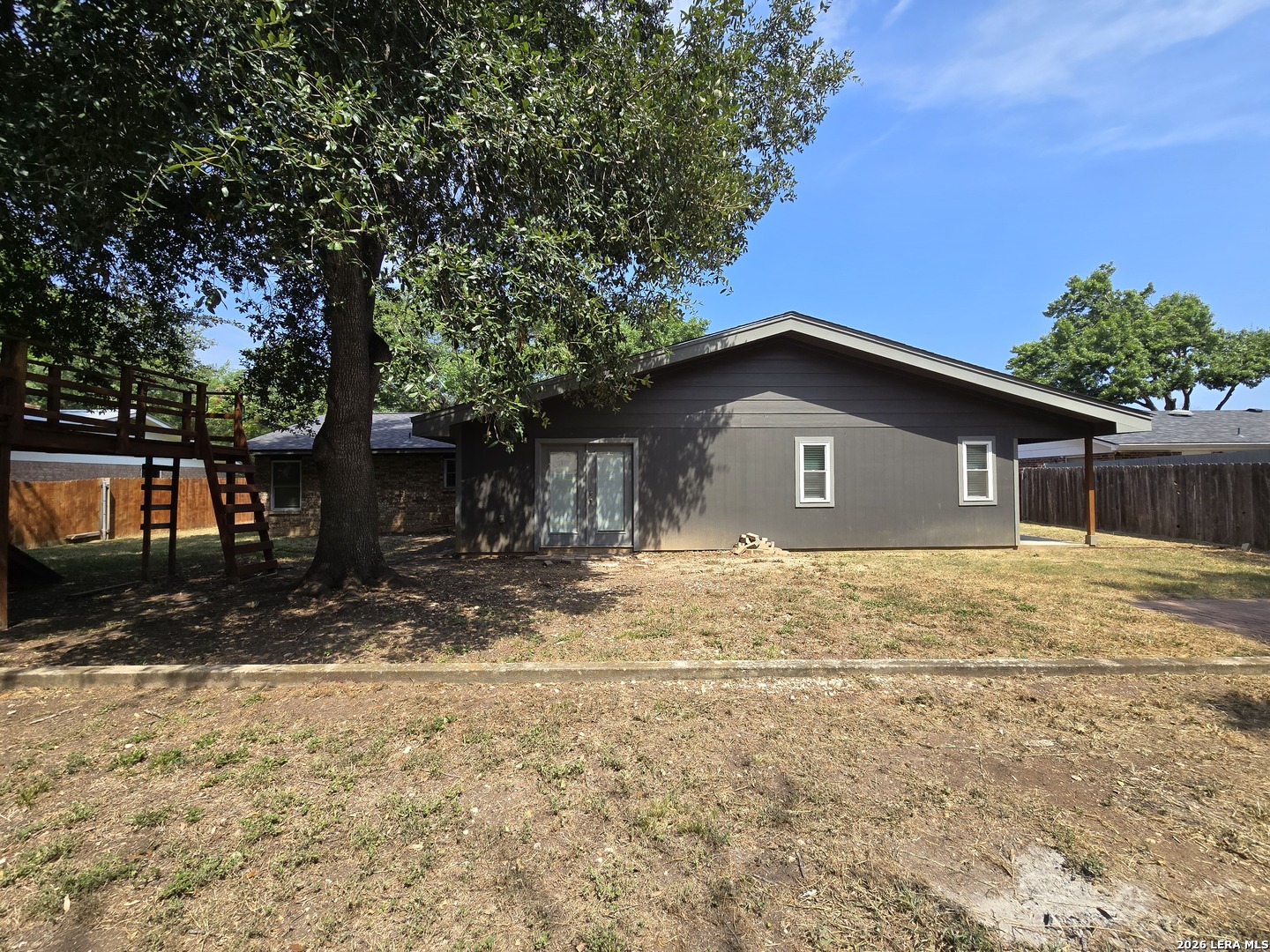 property viewer photo 34