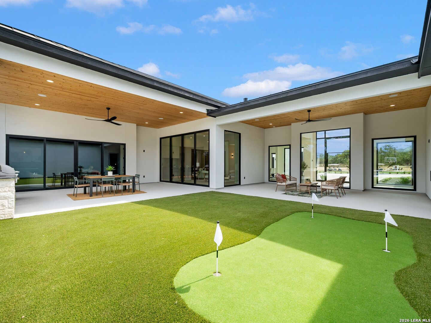 main property photo 79