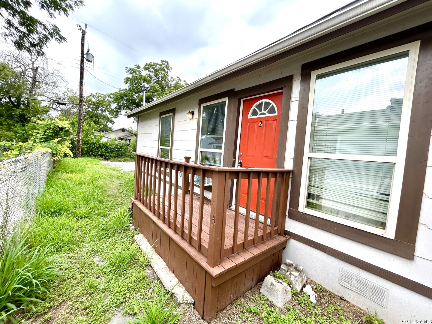 main property photo 13