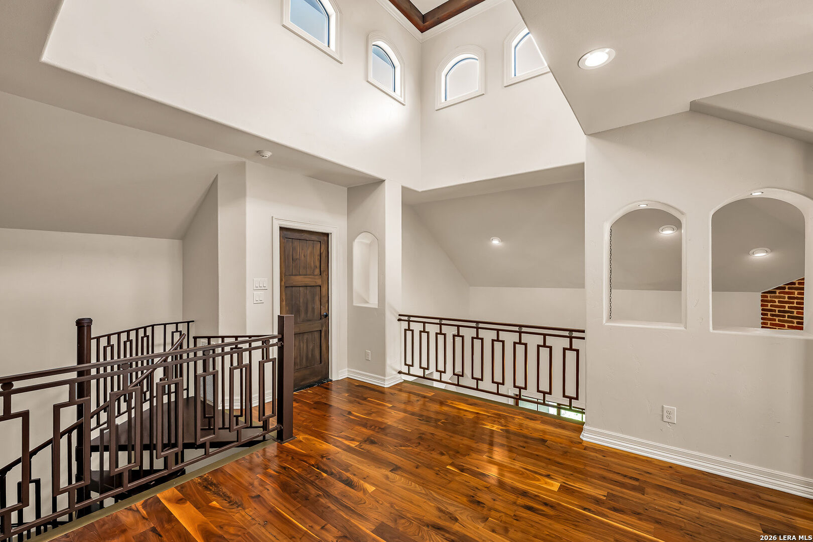 main property photo 51
