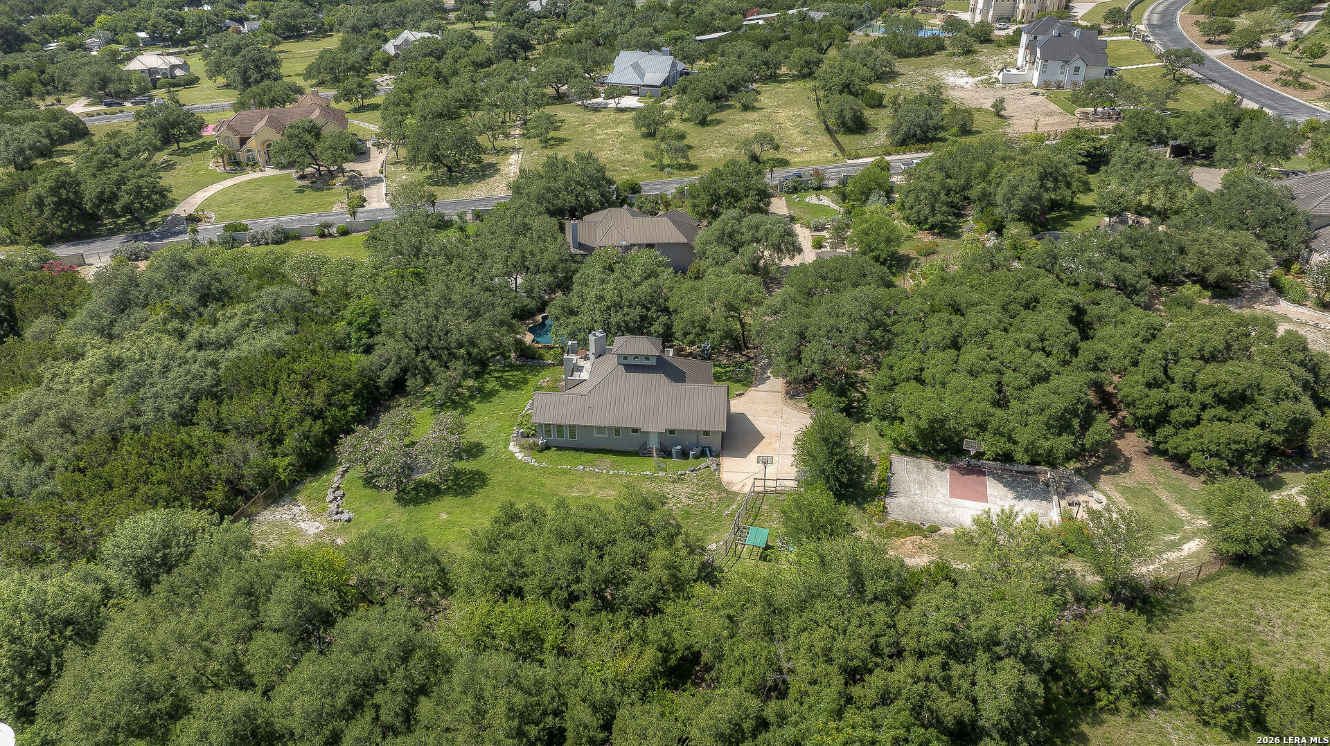 main property photo 79