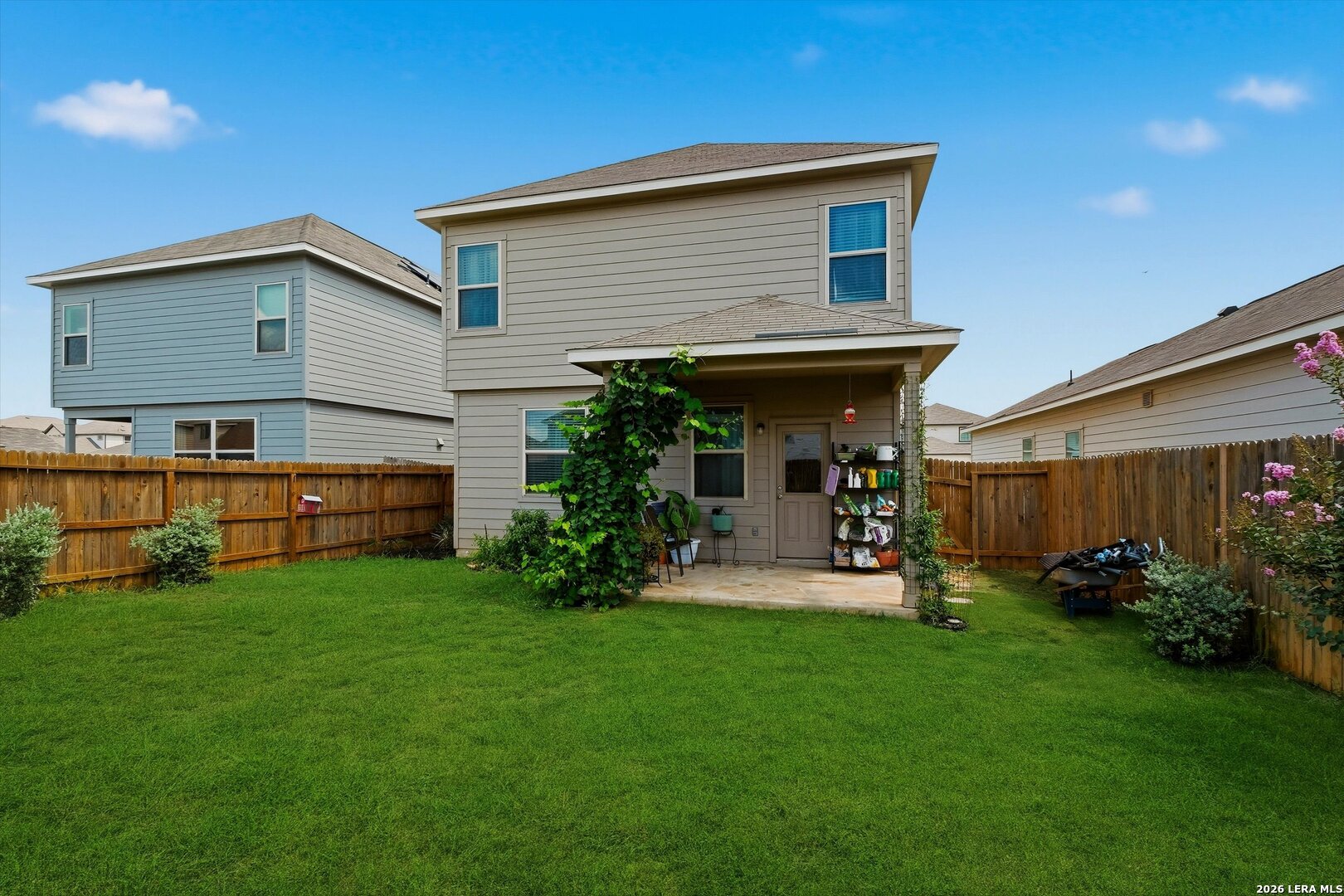 main property photo 22